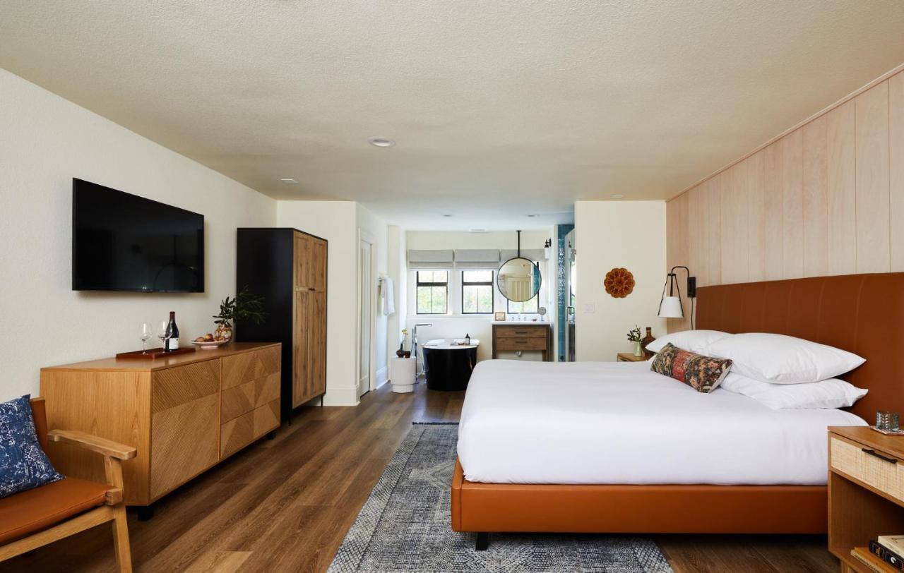 The Stavrand Hotel Guerneville Ngoại thất bức ảnh
